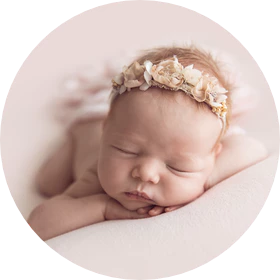 Newborn Photographer