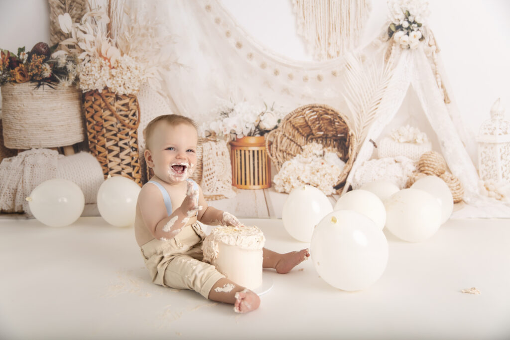 Cake smash photography