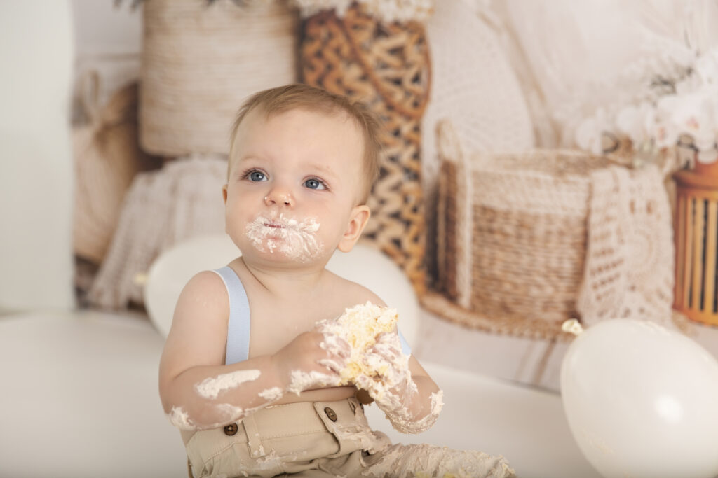 Cake smash photography