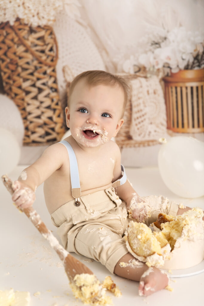 Cake smash photography
