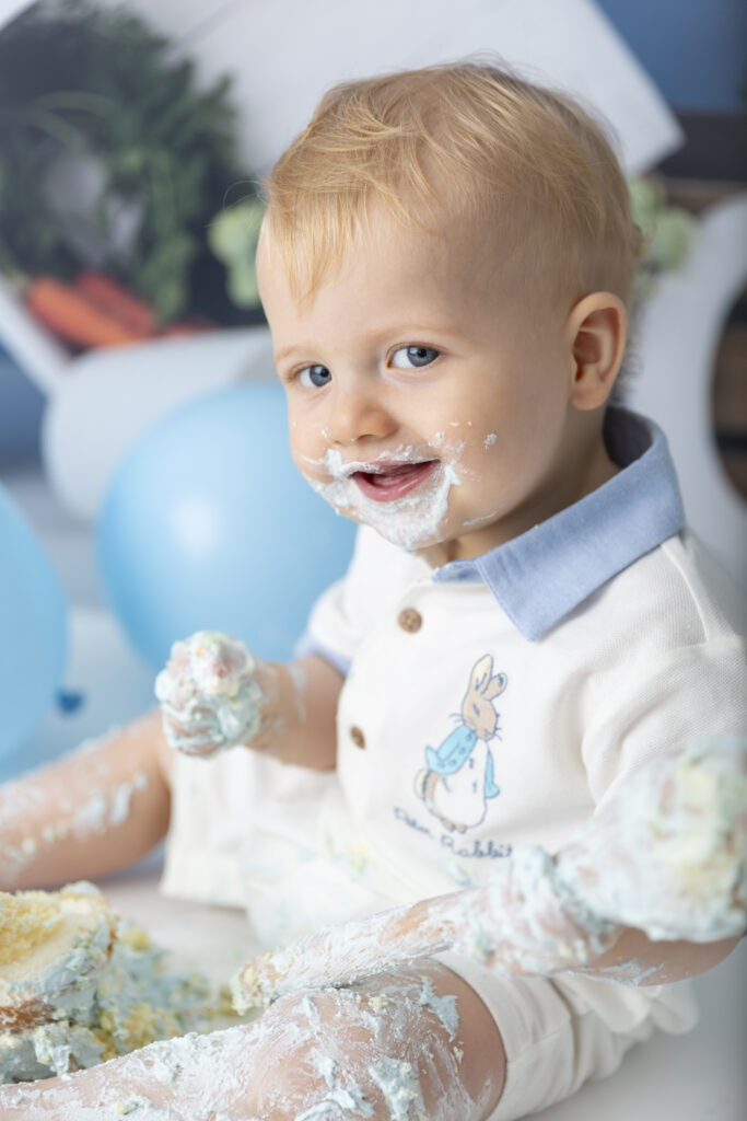 Cake smash photography