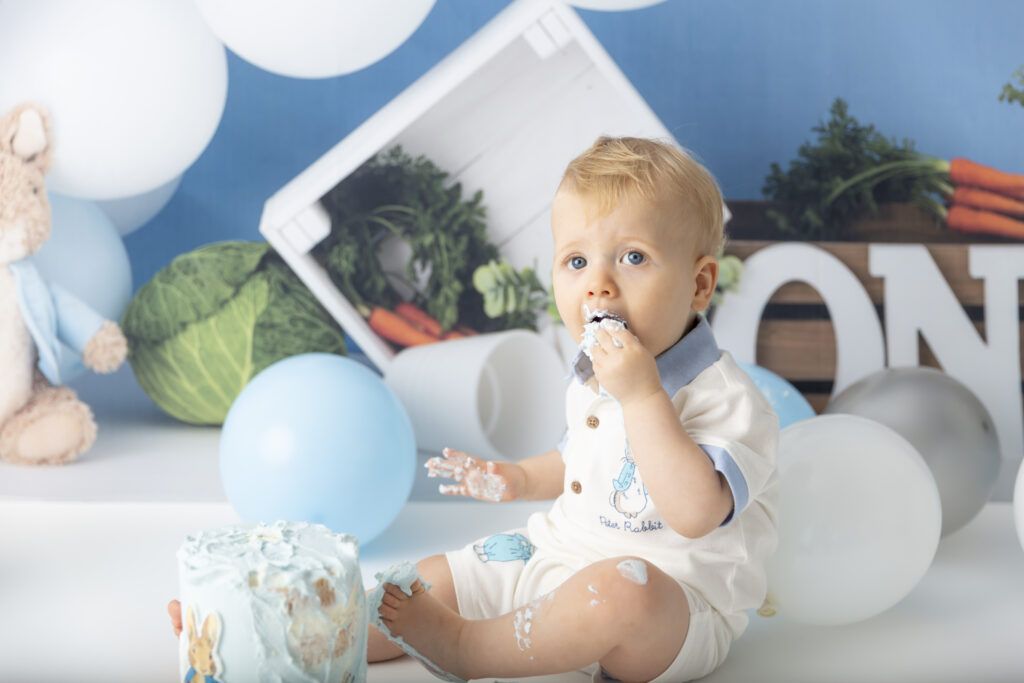 Cake smash photography