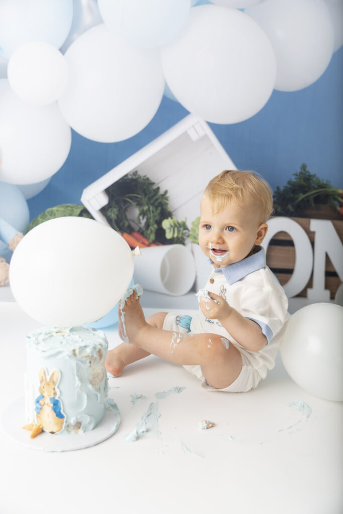 Cake smash photography