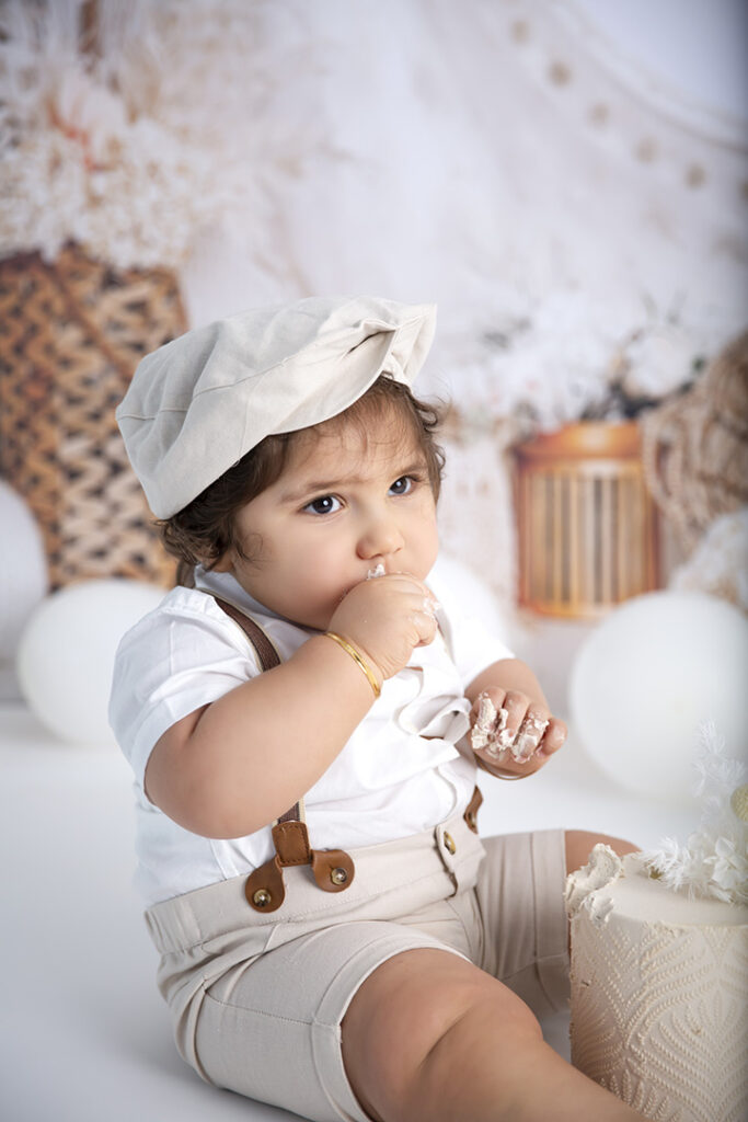 Cake Smash Photographer