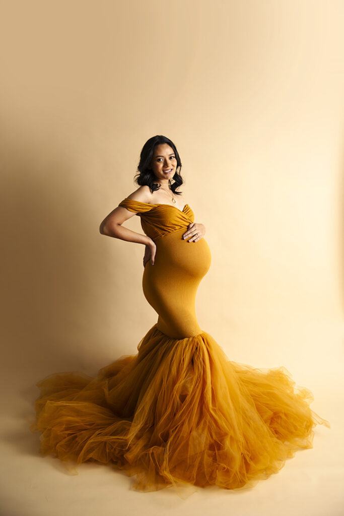 Studio Maternity