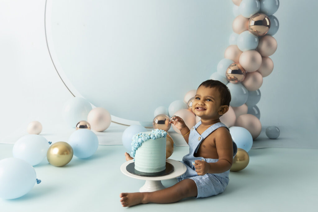 Cake Smash Photographer