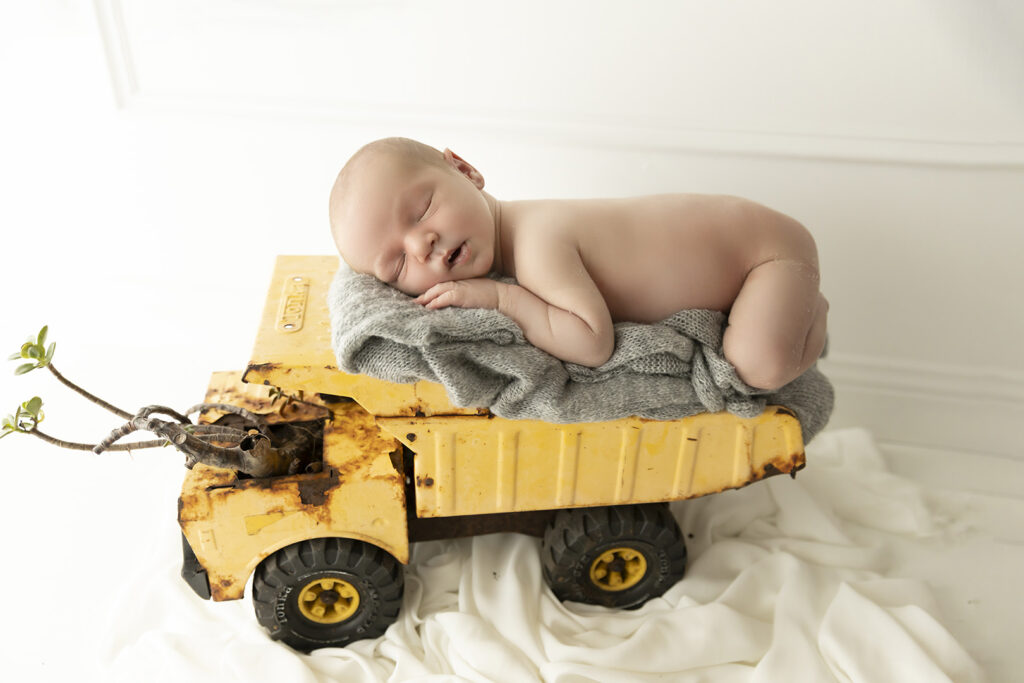 Newborn Photographer