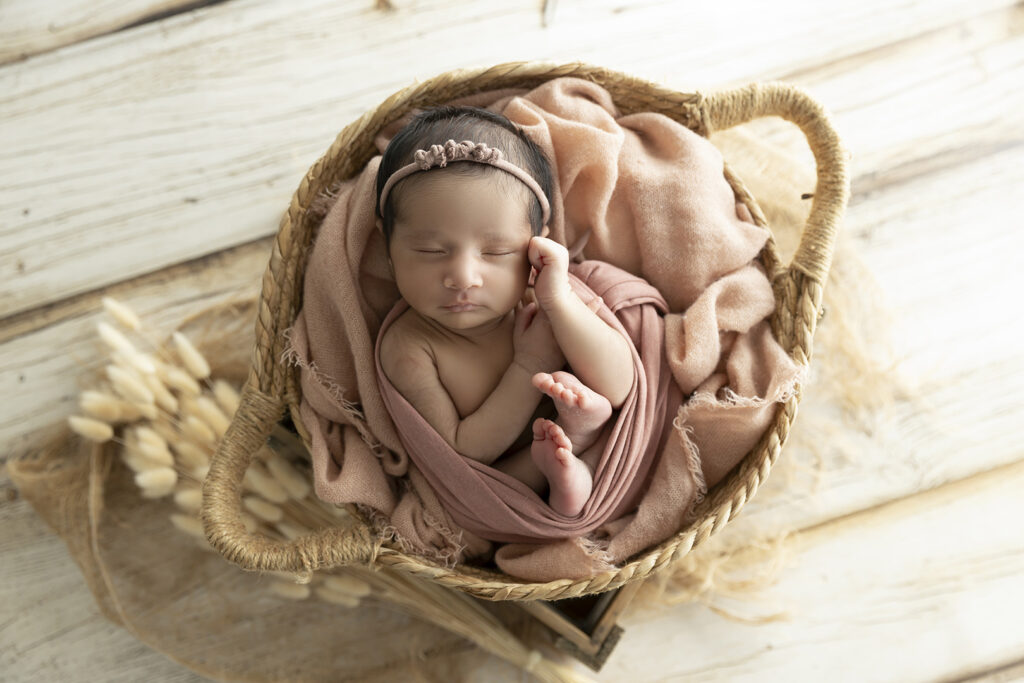 Newborn Studio