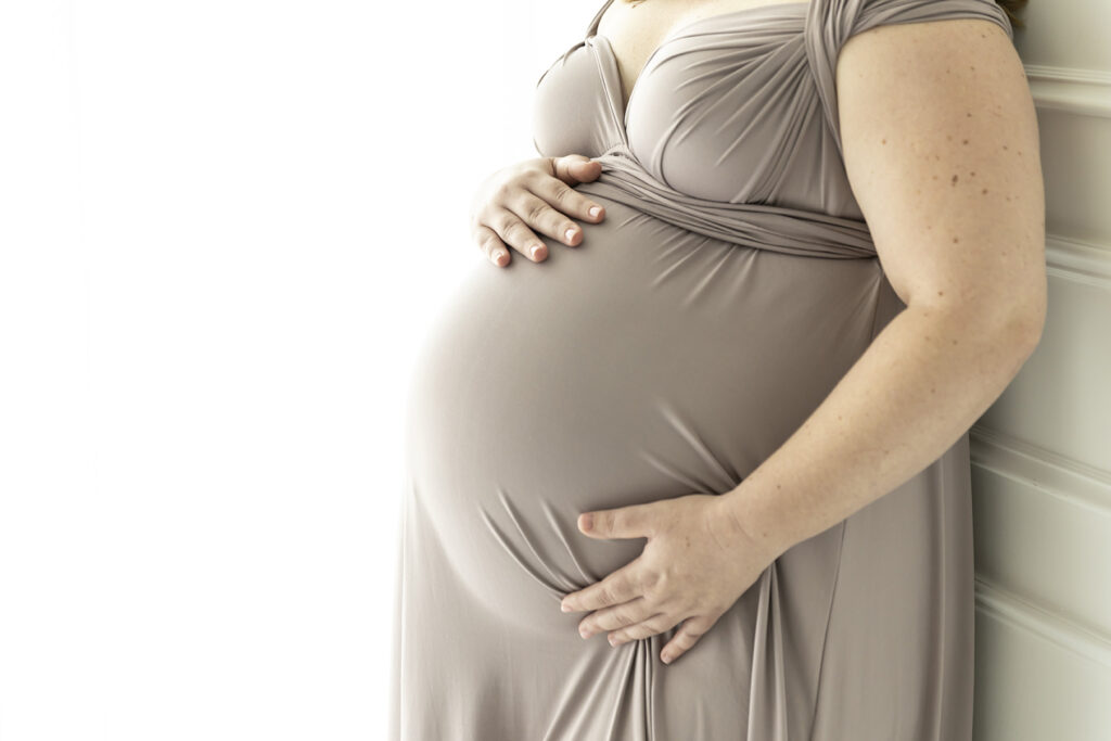 Studio Maternity