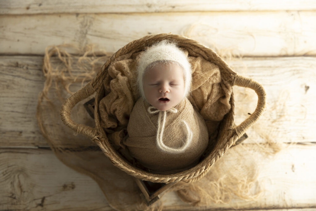 Newborn Studio