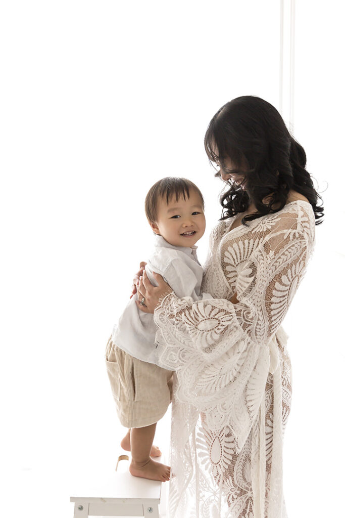 Studio Maternity With Lavender Lane Photography