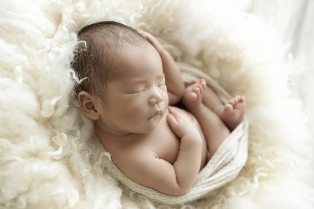 The Beauty of Simple Newborn Photography
