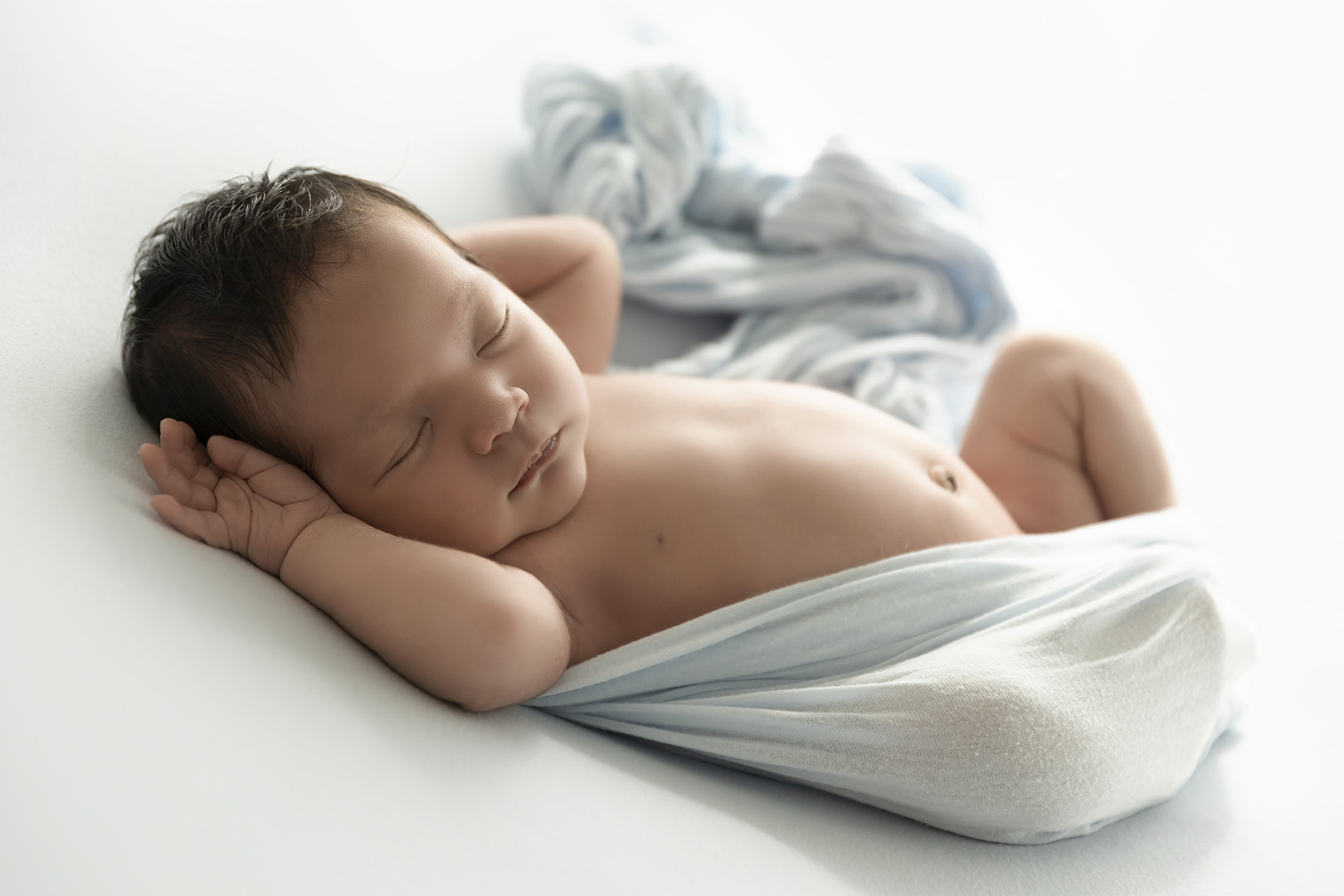 Newborn Studio Photographer
